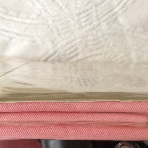 Tablecloth NWOT - Picture 7 of 7